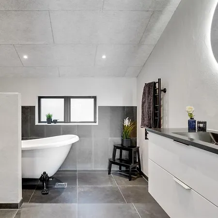 Vakantiehuis Sinna - From The Sea By Interhome